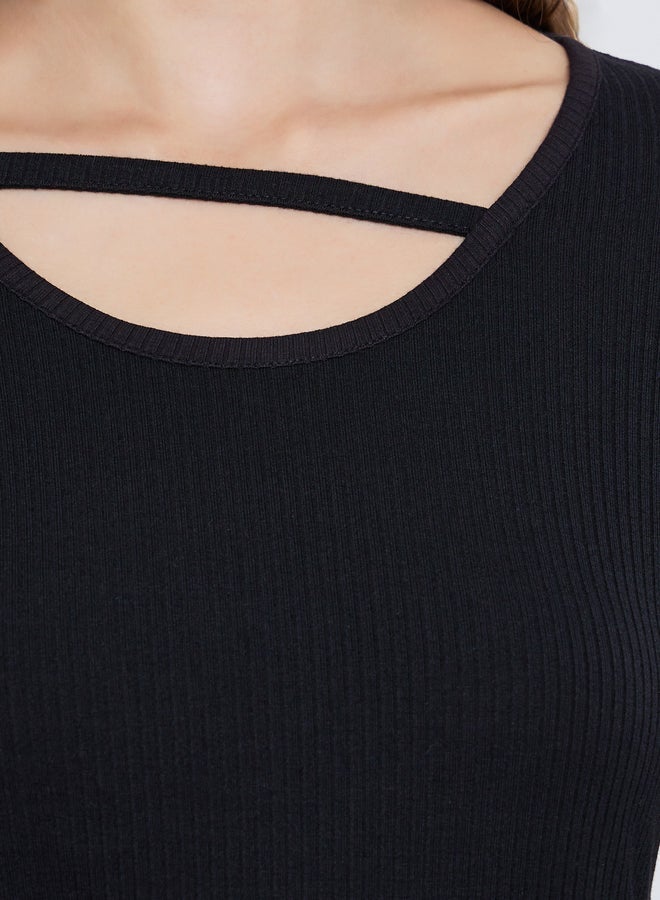 Styli Women Black Long Sleeve Cutout Knit Top - Image 4